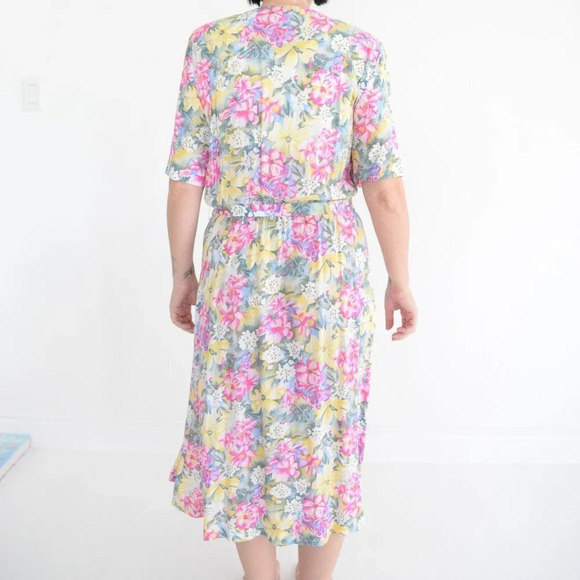 Vintage 90's D'allaird's Pink Green Yellow Floral Belted Midi Short Sleeve Dress - Picture 3 of 13